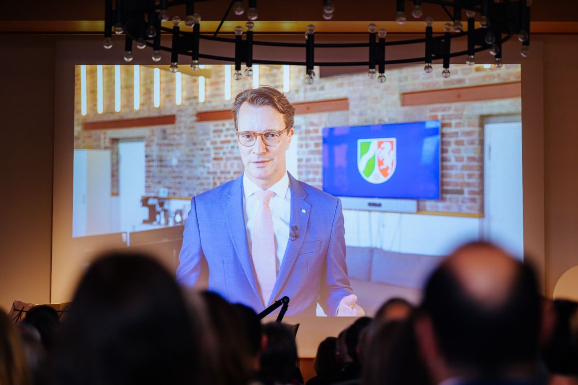 Videobotschaft von NRW Ministerpräsident Hendrik Wüst 